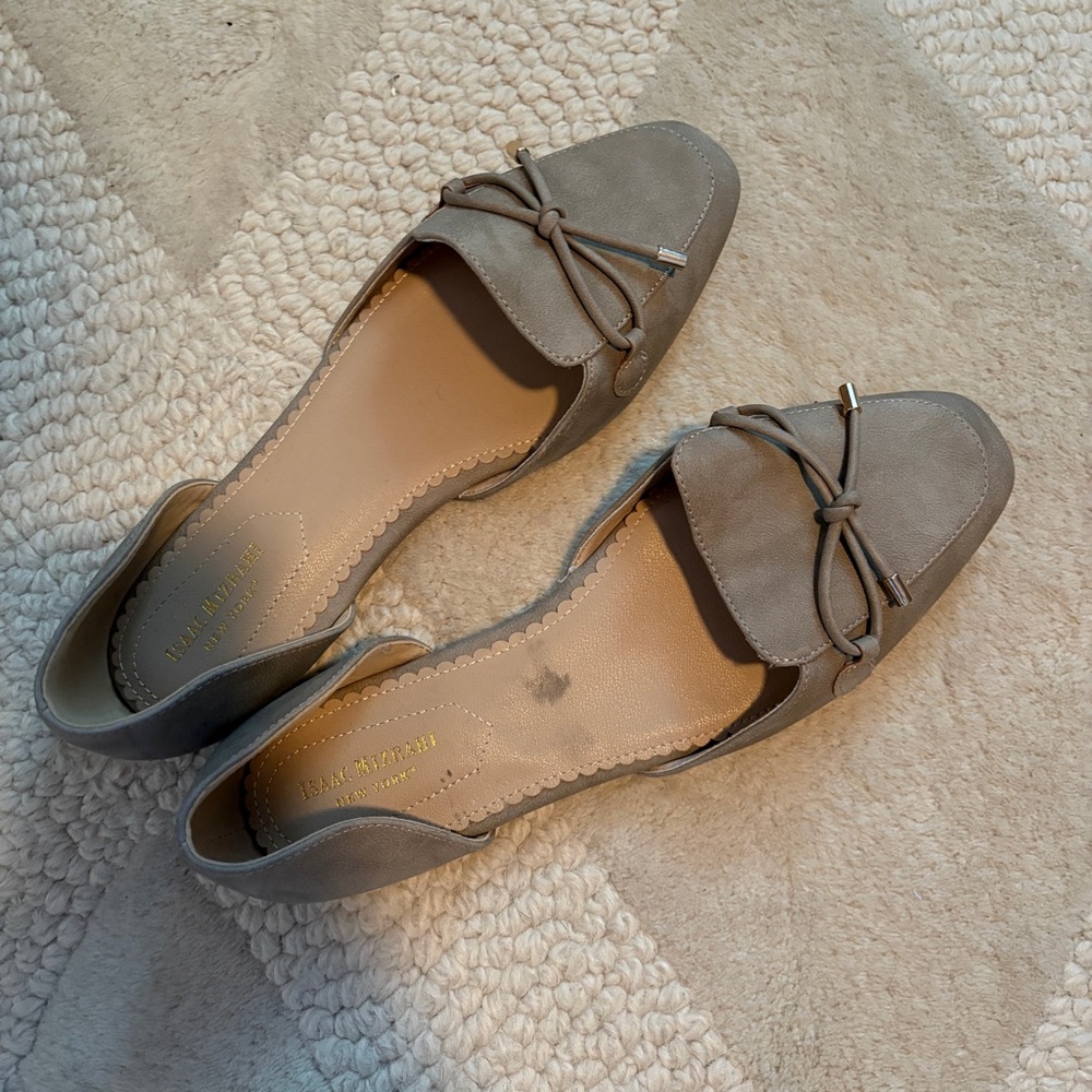 NWOT beige D’Orsay flats